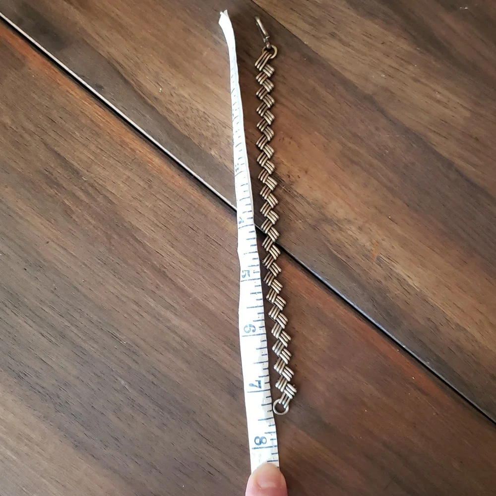 Textured Silver Tone Metal Zig Zag Link Bracelet